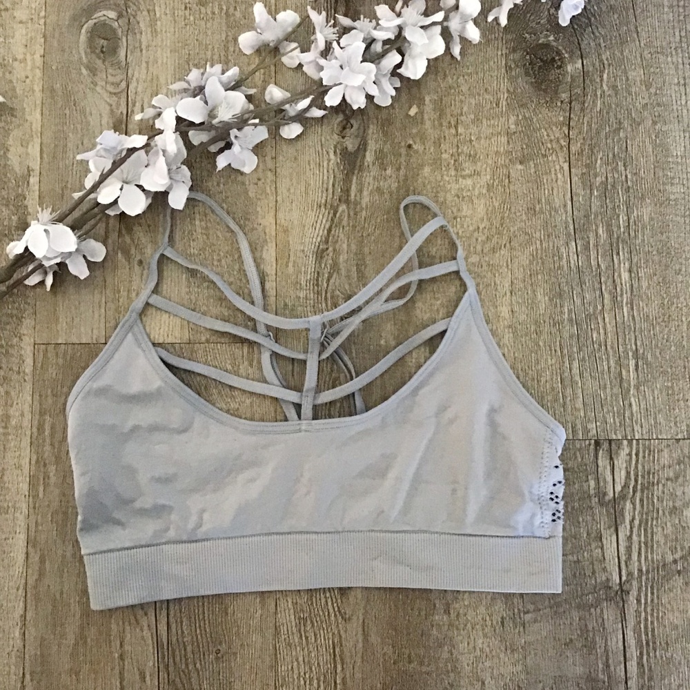 2/$25⤠Victoria's Secret Scoop Strappy Bralette - Picture 1 of 2